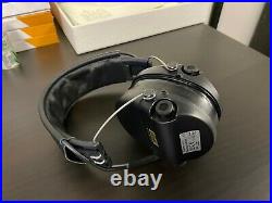 MSA Sordin SOR75302XL02G Ear Muffs with Leather Band Black
